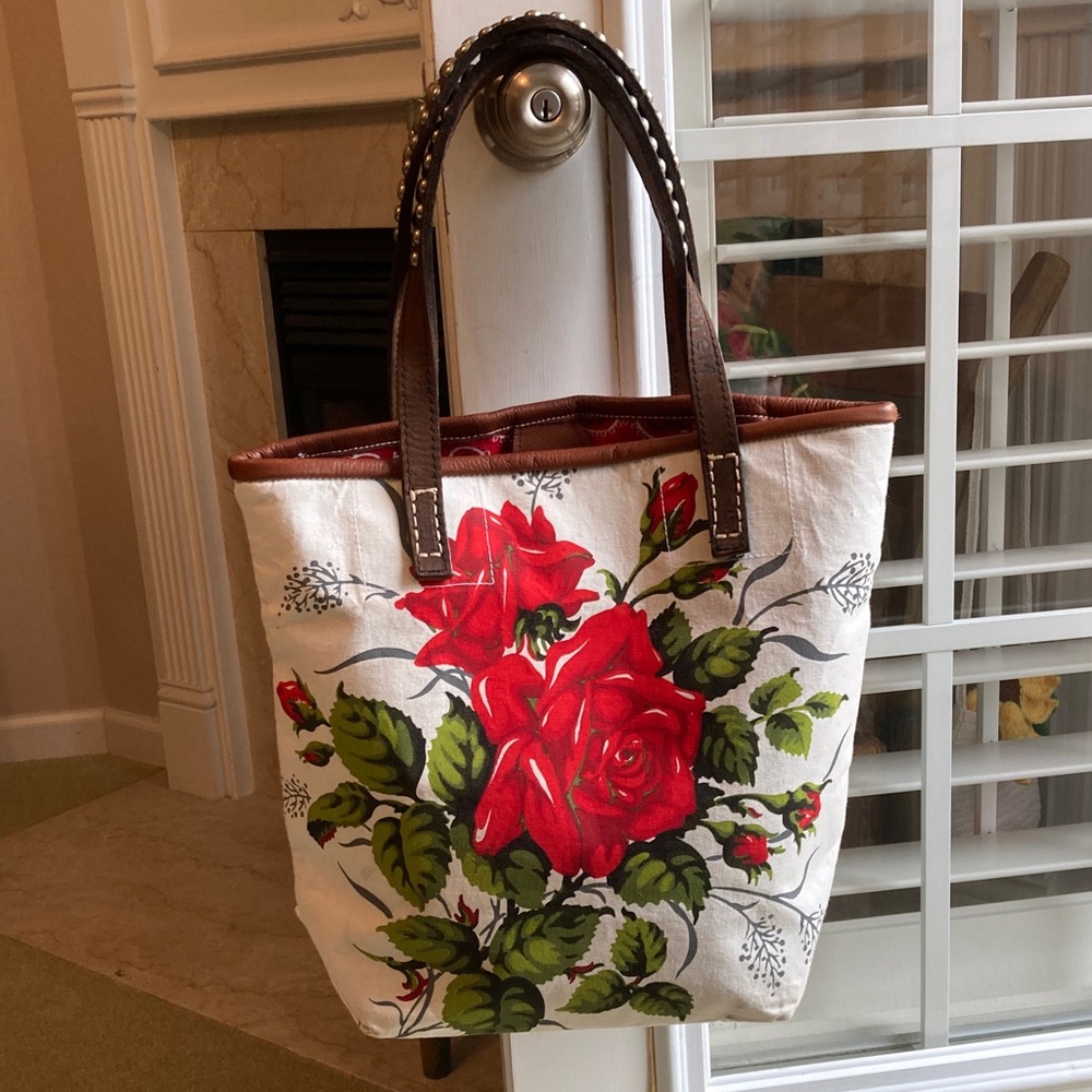 LAST CALL!! TOTEM SALVAGED Rose Hobo Bag with Studded Leather Handles - EUC - Picture 3 of 11